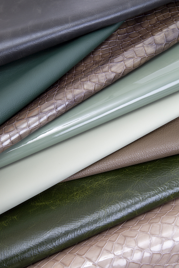 Altfield Leather AW22 GROUP NJ6A6595 72Dpi (1)