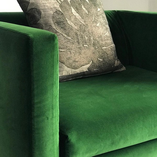 Thesign Green Velvet Chair